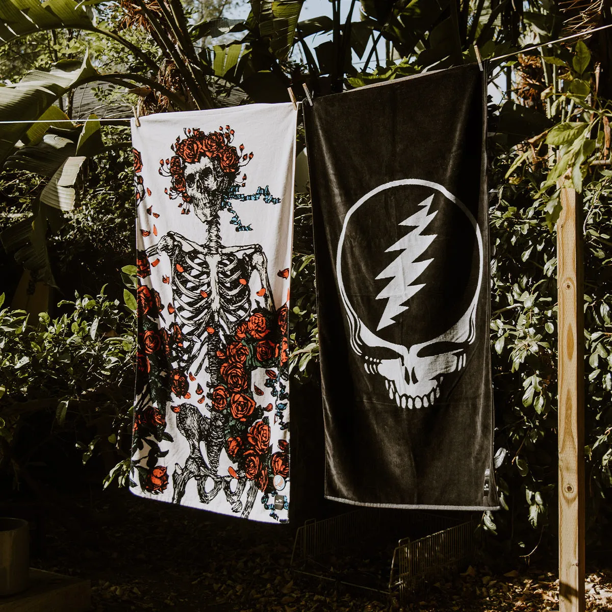 Grateful Shred Premium Woven Towel | Grateful Dead x Slowtide