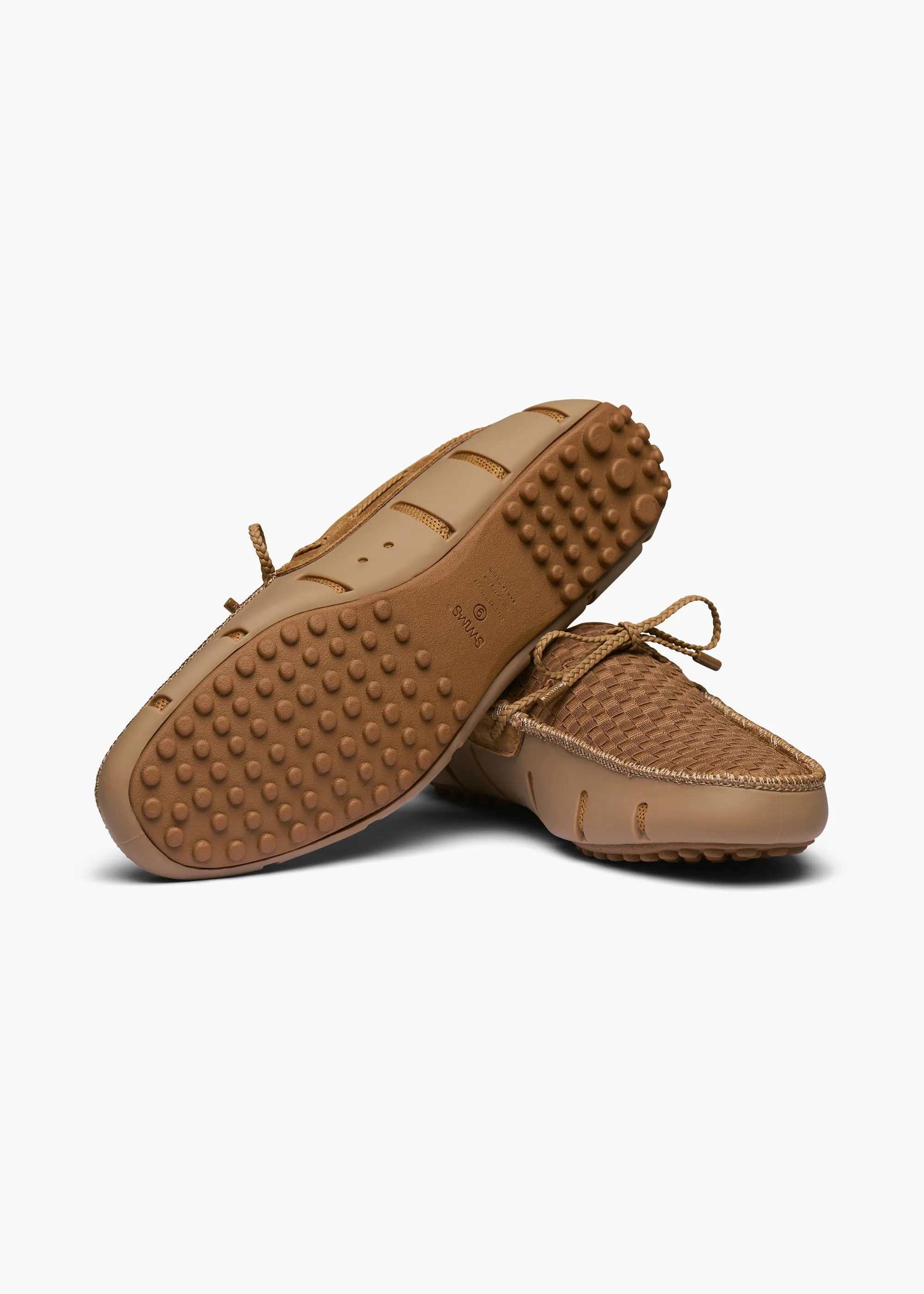 Woven Driver in Nut